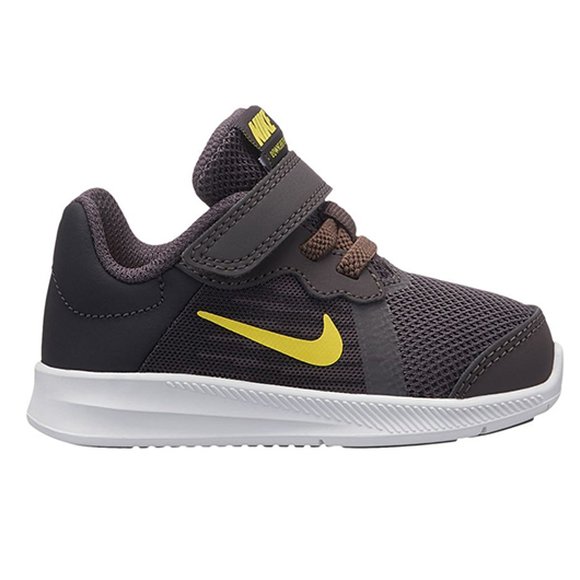ΠΑΠΟΥΤΣΙΑ NIKE ΓΙΑ ΑΓΟΡΙΑ – ΓΚΡΙ