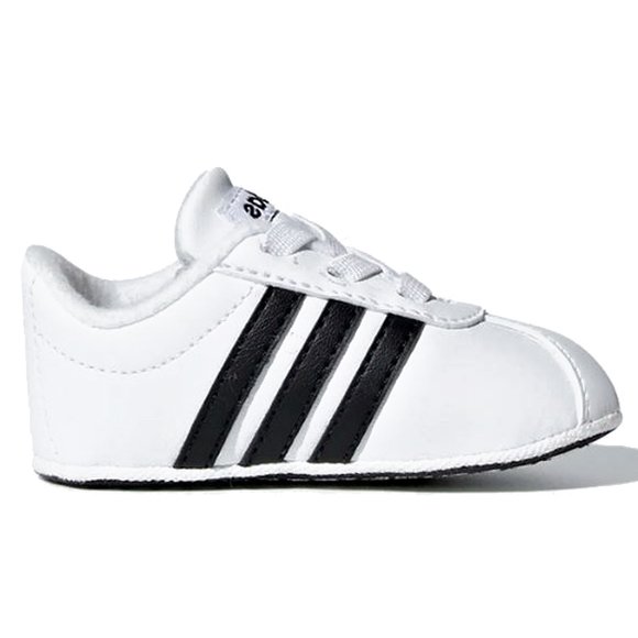 ΒΡΕΦΙΚΑ ΠΑΠΟΥΤΣΙΑ ΑΓΚΑΛΙΑΣ ADIDAS ΓΙΑ ΑΓΟΡΙΑ – ΛΕΥΚΟ