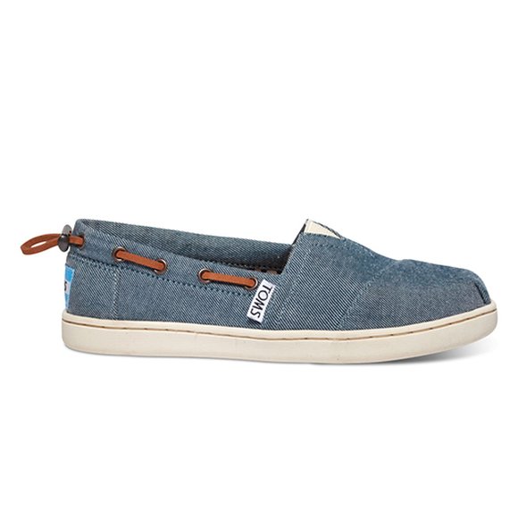 ΠΑΙΔΙΚΕΣ ΕΣΠΑΝΤΡΙΓΙΕΣ TOMS ΓΙΑ ΑΓΟΡΙΑ – ΜΠΛΕ