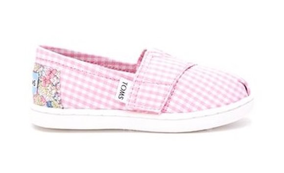 ΠΑΠΟΥΤΣΙΑ TOMS –