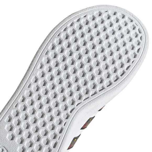 ΠΑΠΟΥΤΣΙΑ ADIDAS ΓΙΑ ΑΓΟΡΙΑ