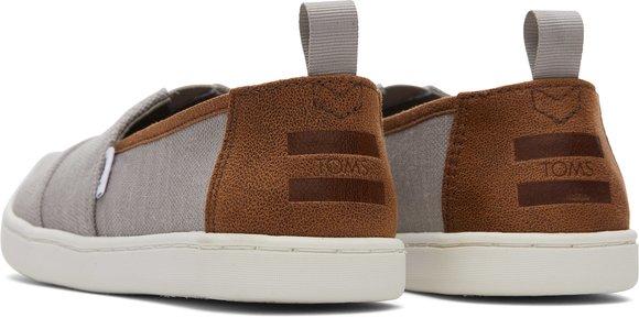 ΠΑΠΟΥΤΣΙΑ TOMS ΓΙΑ ΑΓΟΡΙΑ