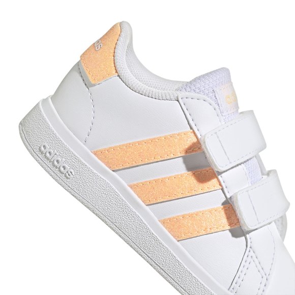 ΠΑΠΟΥΤΣΙΑ ADIDAS ΓΙΑ ΑΓΟΡΙΑ
