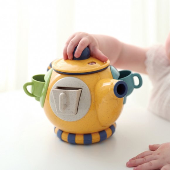 Βρεφικό Παιχνίδι Tolo Toys: Τσαγιέρα με σχήματα-σφηνώματα - ΠΟΛΥΧΡΩΜΟ φωτογραφία