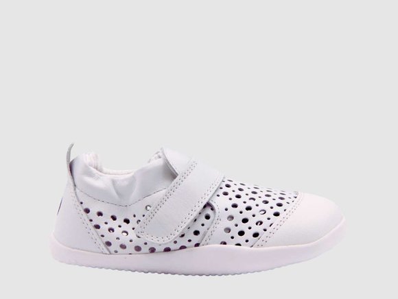 Βρεφικά Παπούτσια Bobux Step Up για Κορίτσια Xplorer Go Punch White (Μεγέθη 21-22)