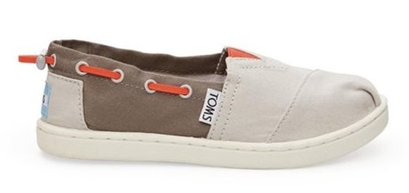 ΠΑΙΔΙΚΑ ΠΑΠΟΥΤΣΙΑ TOMS ΓΙΑ ΑΓΟΡΙΑ – ΓΚΡΙ