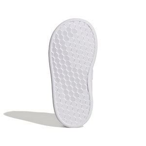 ΠΑΠΟΥΤΣΙΑ ADIDAS ΓΙΑ ΑΓΟΡΙΑ